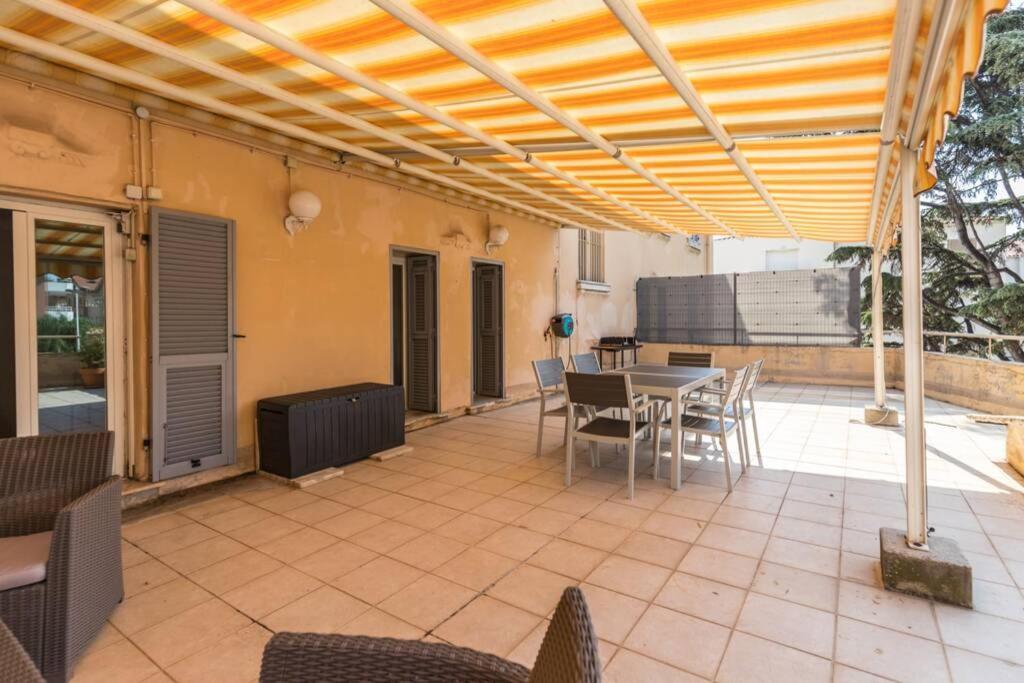 Appartement Grande Terrasse A Cote Monaco & Plage Saint-Antoine  Luaran gambar